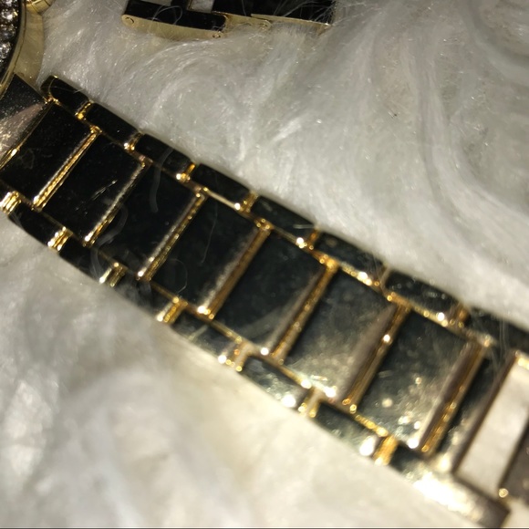 NY&C Gold Watch with Diamonds, Extension & Case. - Picture 3 of 6